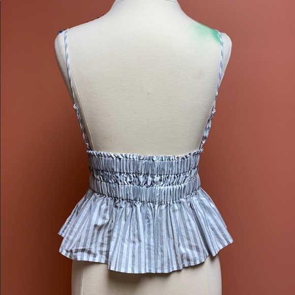 Express - Picture 2 of 3